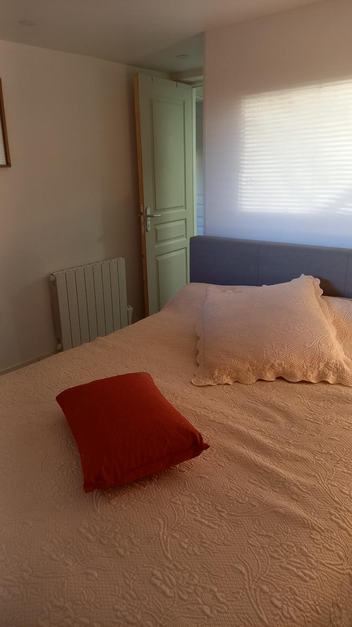 Appartement Individuel En Maison Beaumont-sur-Oise Kültér fotó